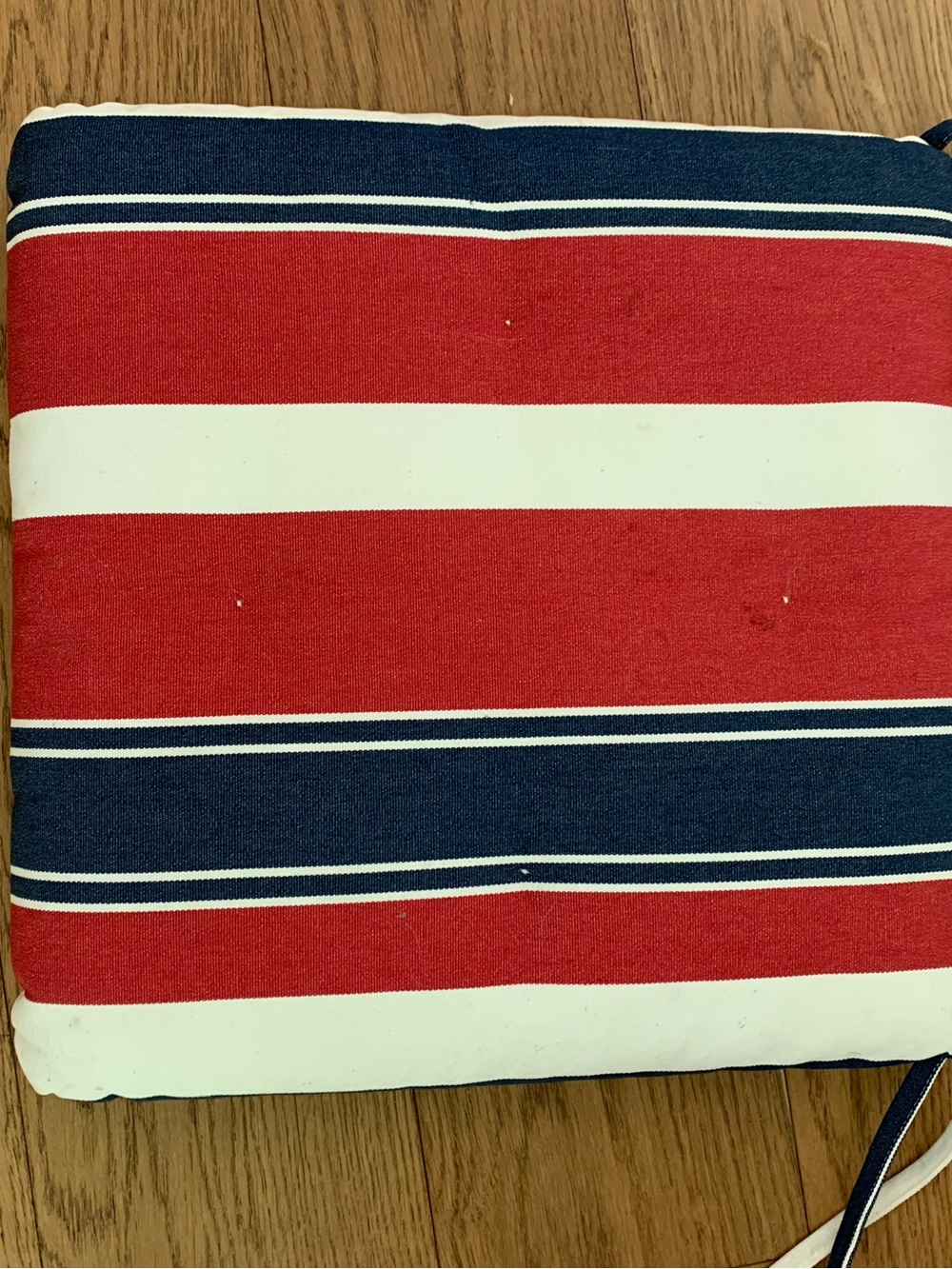 Pottery Barn Set of 6 Red, White & Navy Striped Seat Dining Cushions - Picture 5 of 14